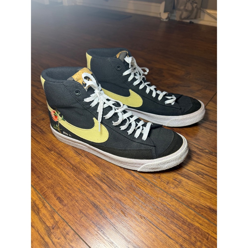 Nike Blazer Mid 77 Pomegranate Black Solar Flare White CI1166-001 Mens High Top